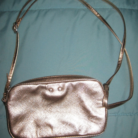 NEW - Picture 2 of 3